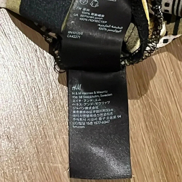 H&M Women’s Tribal/ Aztec 3/4 Length Sleeve Shirt - Picture 5 of 5